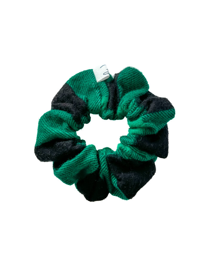 Flanelowa gumka do włosów w kratkę - zielona