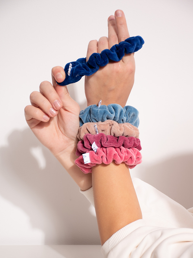 Gumki do włosów typu scrunchies - polska marka.