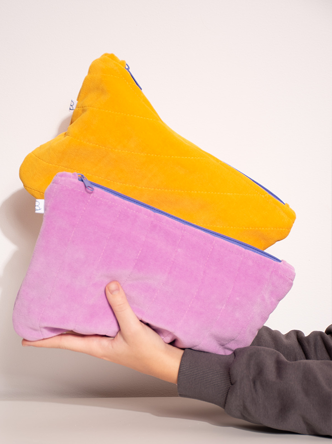 Kosmetyczki damskie z weluru - polska marka.