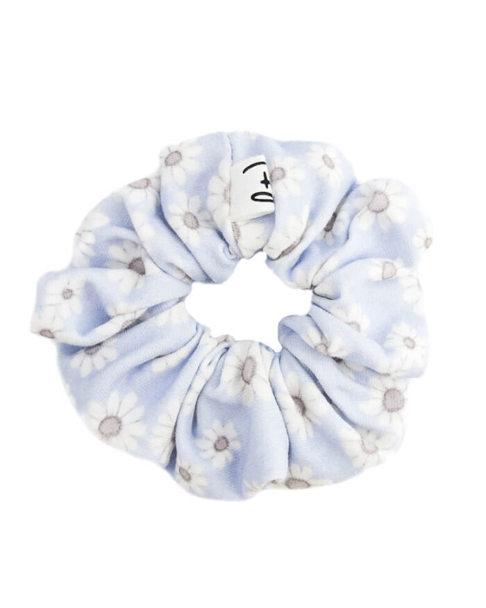 Frotka do włosów scrunchie w stokrotki niebieska - polska marka.