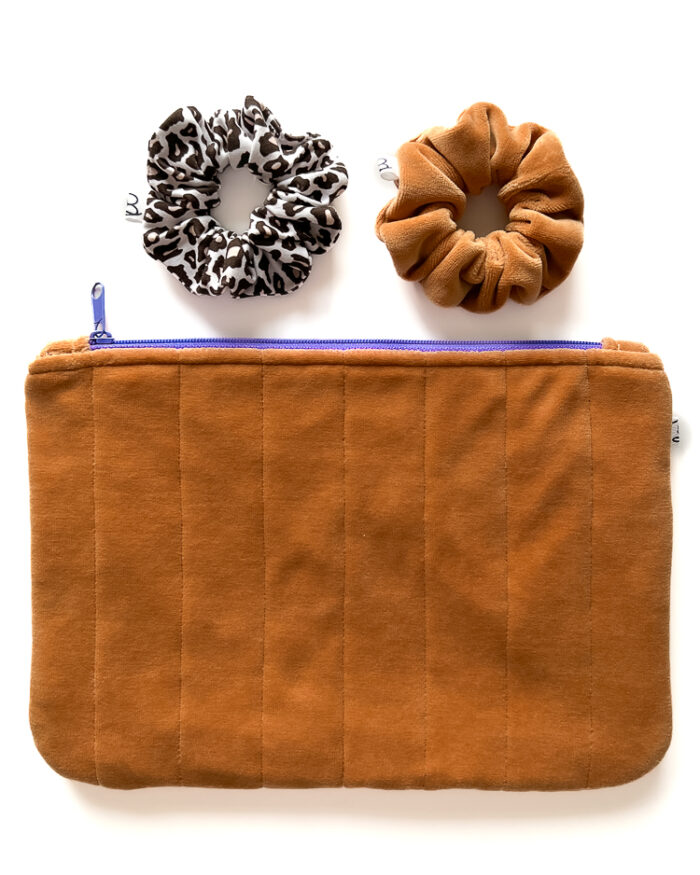 Zestaw kosmetyczka + 2x gumka scrunchie - Safari Set