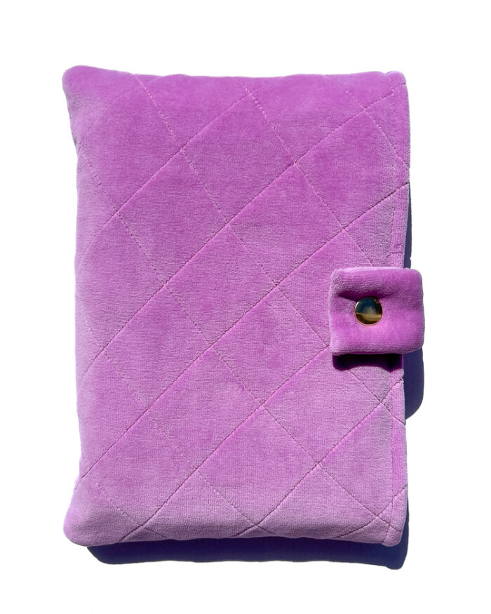 Etui na książkę z weluru - pastelowy fiolet